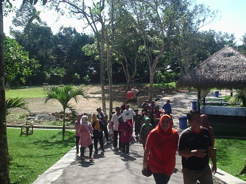 olahraga pagi di rumah ulin aliya bayur samarinda
